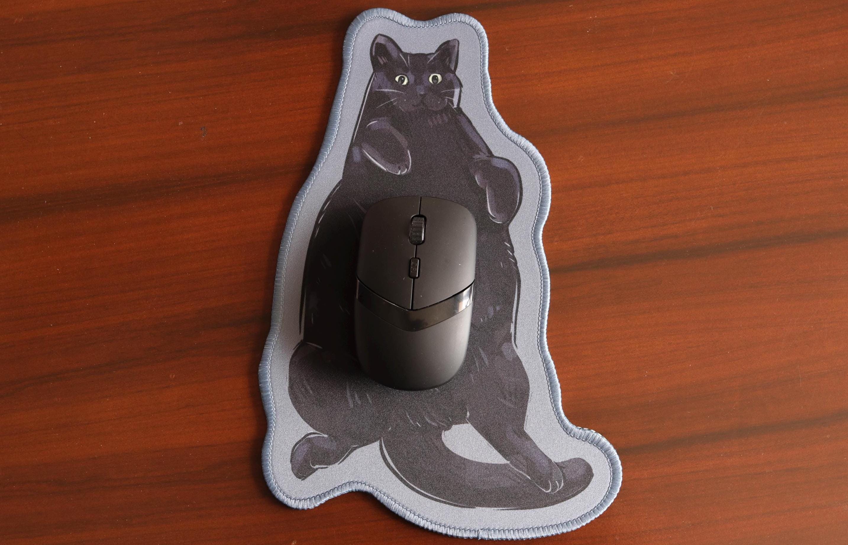 Chonky Cat Mousepad 28x20cm | Seamed edge | Non-slip rubber base | Cat lovers