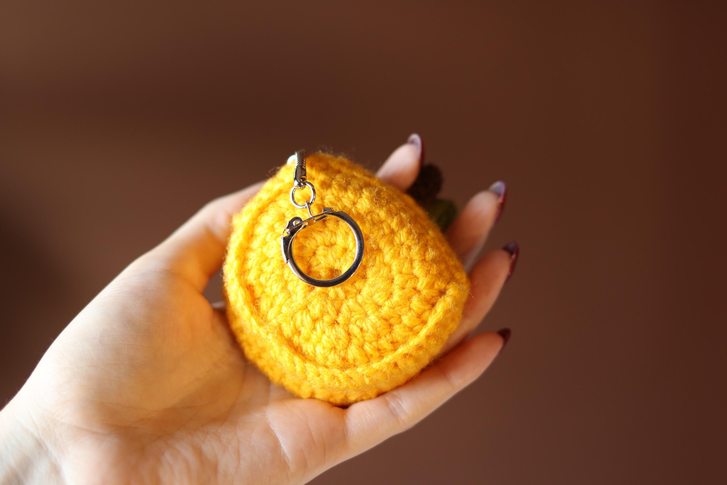 Crochet Lemon Case: AirPods Pouch & Coin Purse